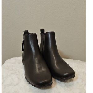 Munro Women's Black Leather Ankle Boots Size 11